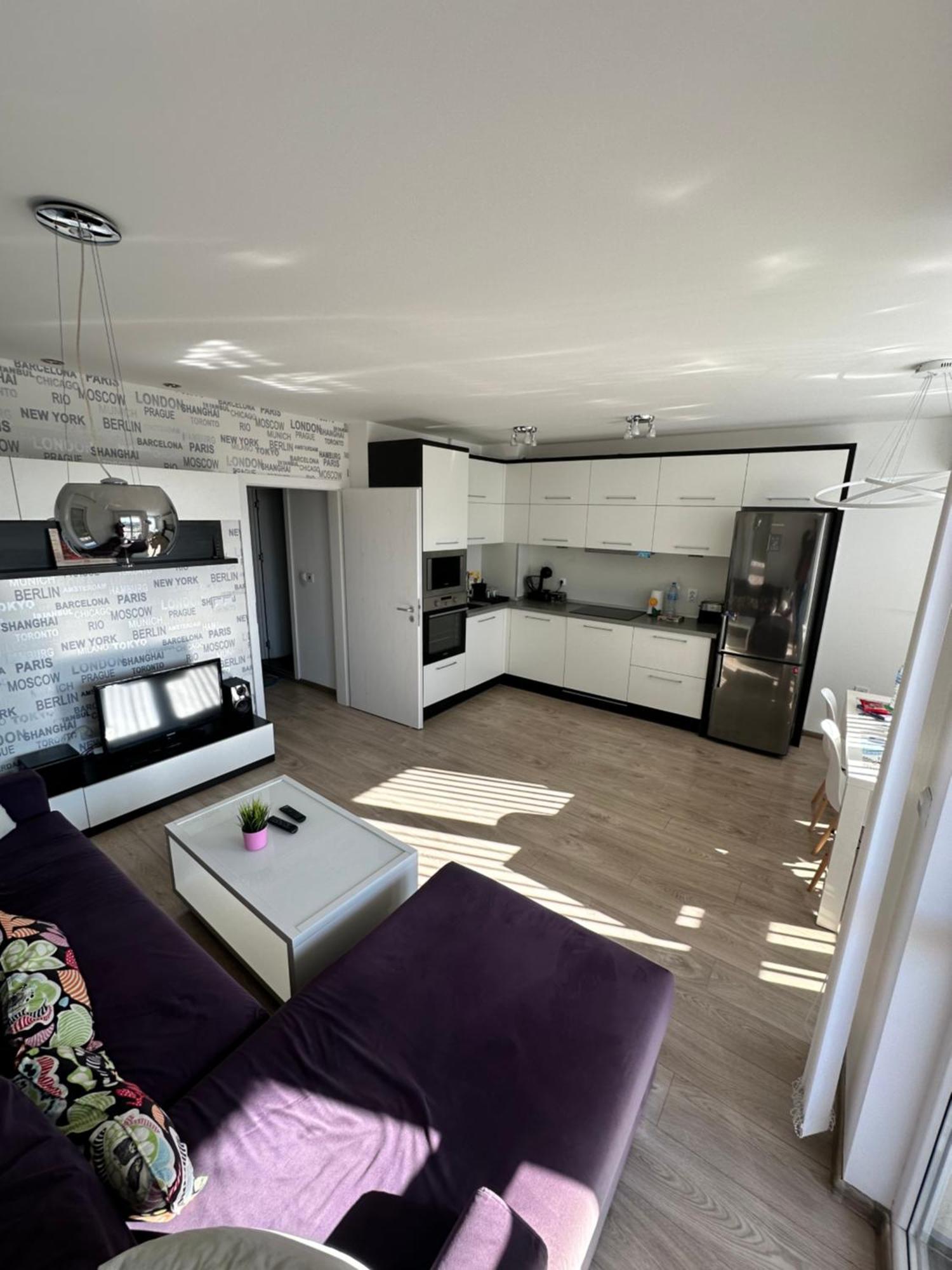 Briz Apartment; 2 Bdr; 6 Guests; Private Parking Varna Exterior foto