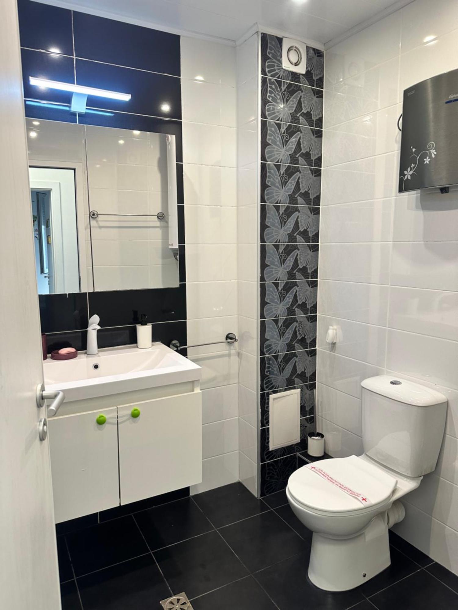 Briz Apartment; 2 Bdr; 6 Guests; Private Parking Varna Exterior foto